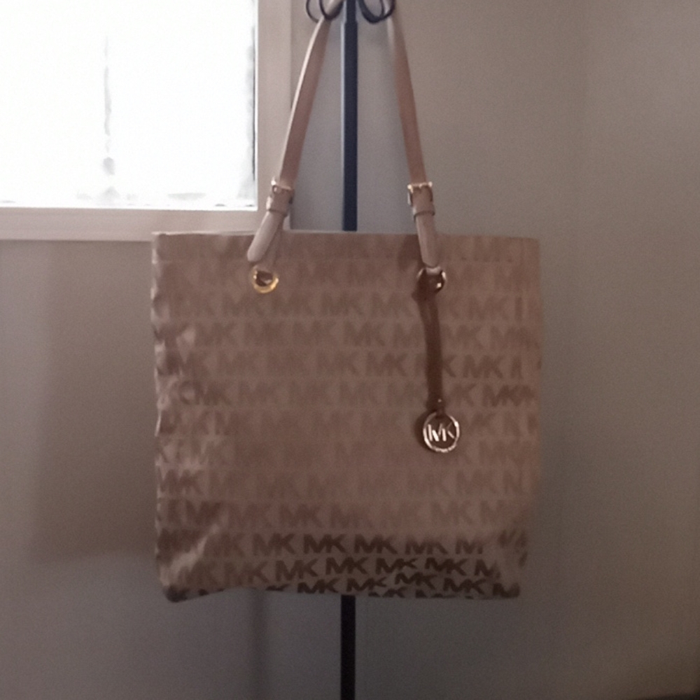 Michael Kors tote bag